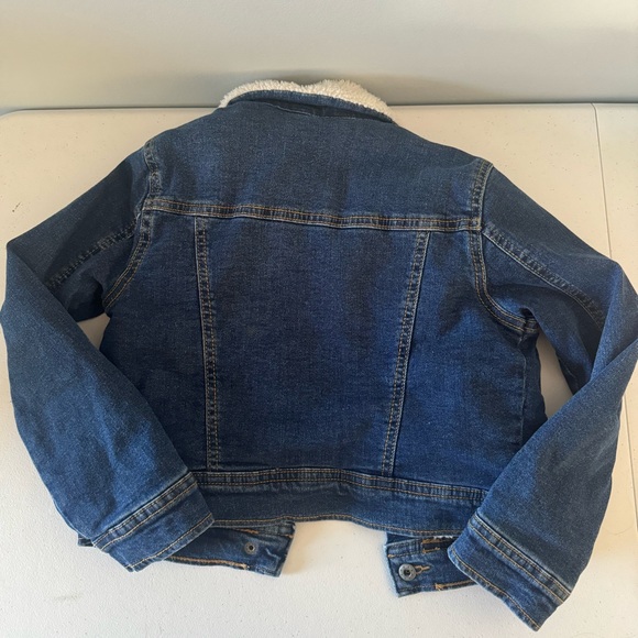 Kids Joe Fresh size 6 Fuzzy Jean Jacket - Picture 4 of 5